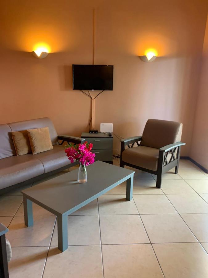 Centrally Located Spacious Apartment Willemstad Kültér fotó